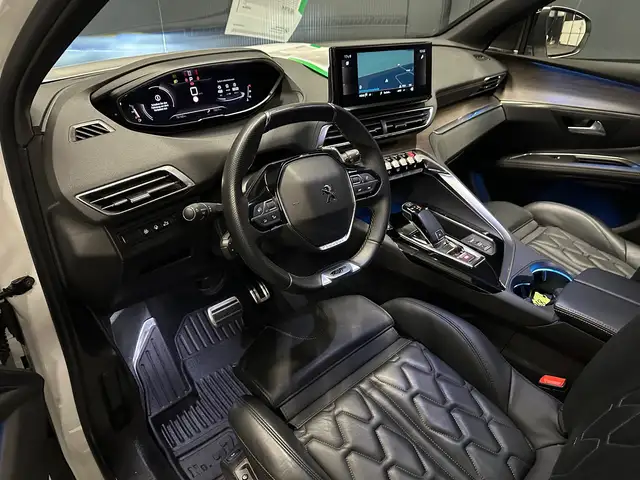 Peugeot 5008 view 18