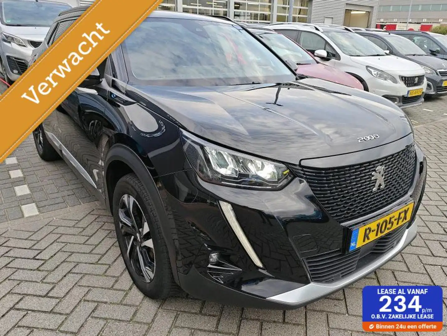 Peugeot e-2008 EV Active Pack 50 kWh Schwarz - 1