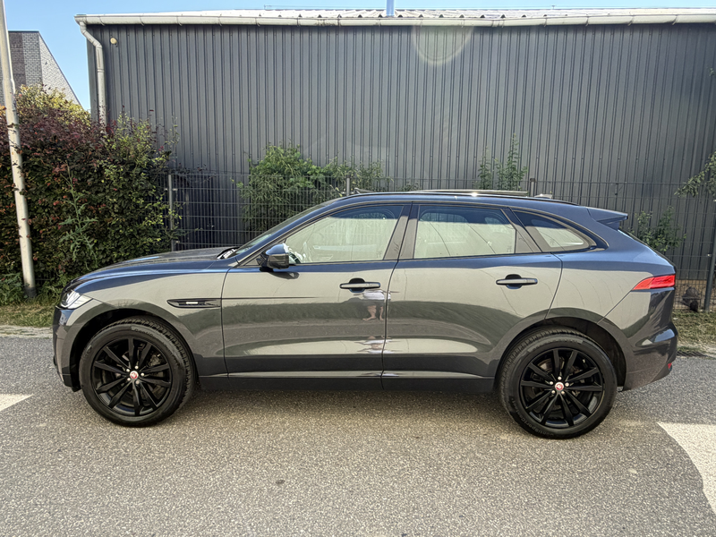 Jaguar F-Pace 2.0 Portfolio AWD 25t / AUTOMAAT / PANORAMADAK / M — photo 20