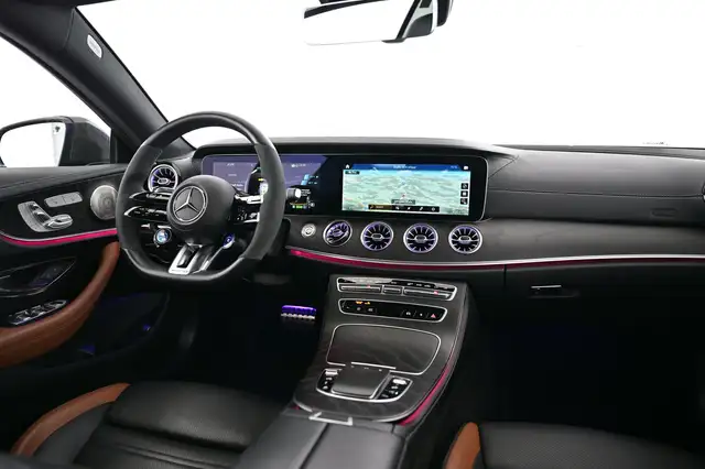 Mercedes-Benz E-Class view 18