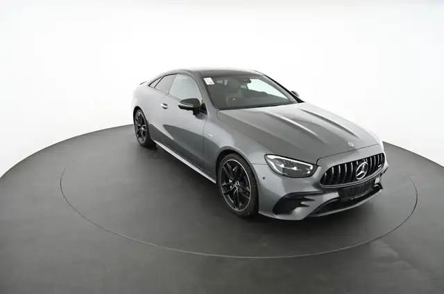 Mercedes-Benz E-Class view 10