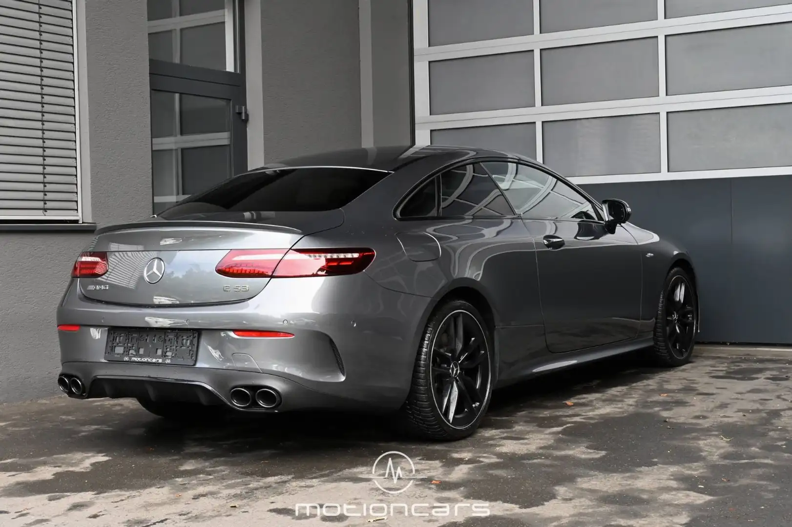 Mercedes-Benz E 53 AMG Grau - 2