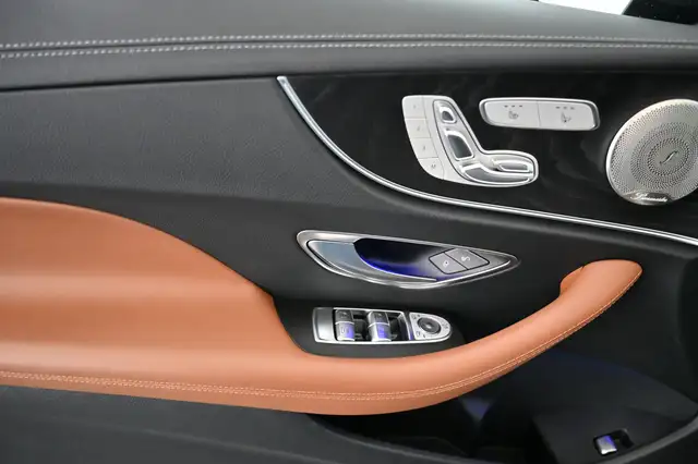 Mercedes-Benz E-Class view 28
