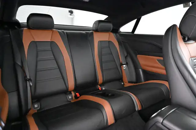 Mercedes-Benz E-Class view 30