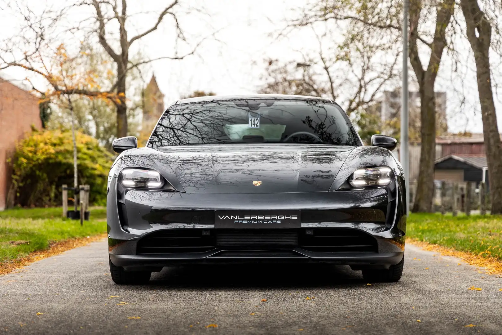 Porsche Taycan 4S Berline * Passenger Display * Pano * Camera * Gris - 2