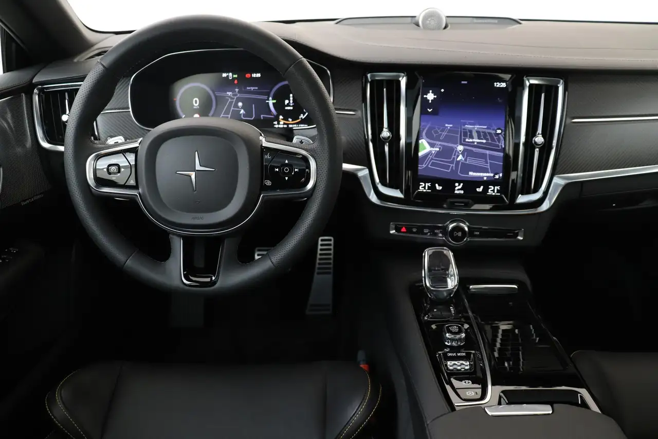 Polestar 1 2022