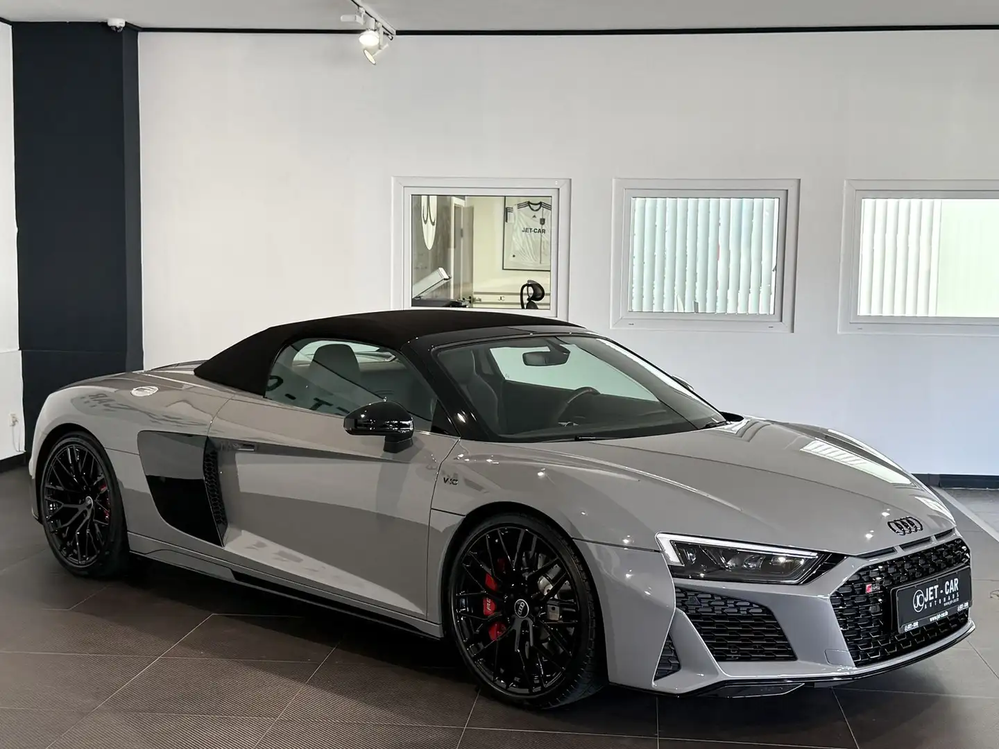 Audi R8 Spyder 5.2 FSI quattro *Exclusive-B&O-1. HD* Grau - 2