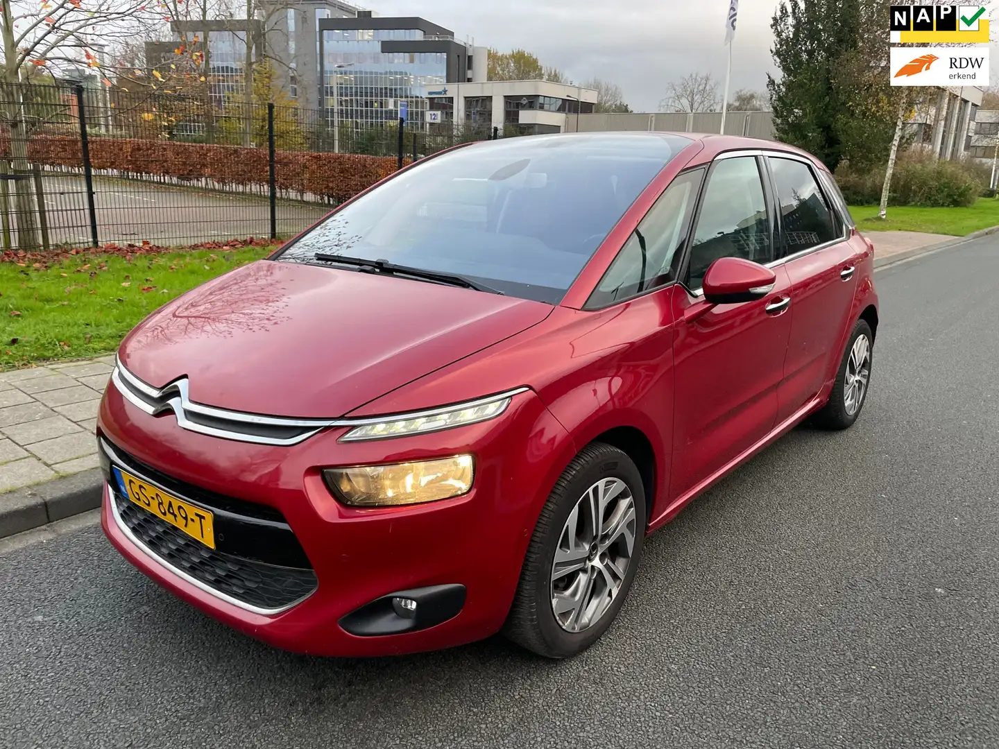 Citroen C4 Picasso 1.2 PureTech Business | NAP | Vol opties! Rouge - 1