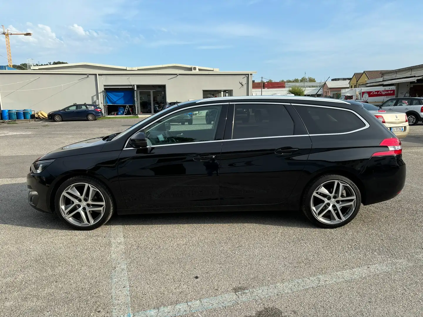 Peugeot 308 308 SW 1.6 bluehdi Allure s Noir - 2