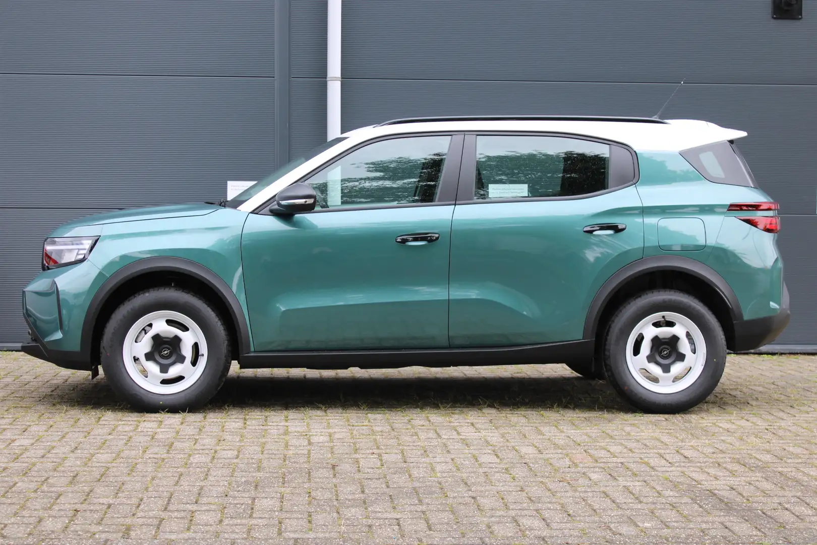 Opel Frontera 1.2 Turbo Hybrid Edition / Navigatie / Camera / St Verde - 2
