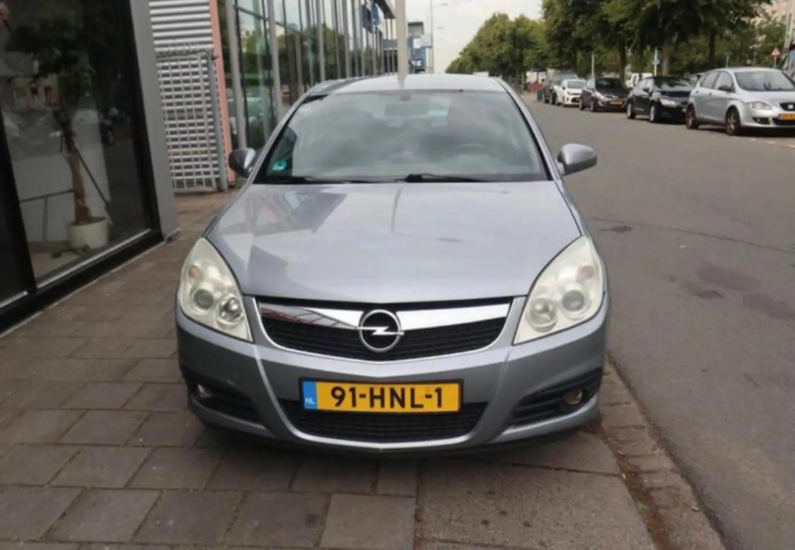 Opel Vectra 1.6-16V Business Gri - 2