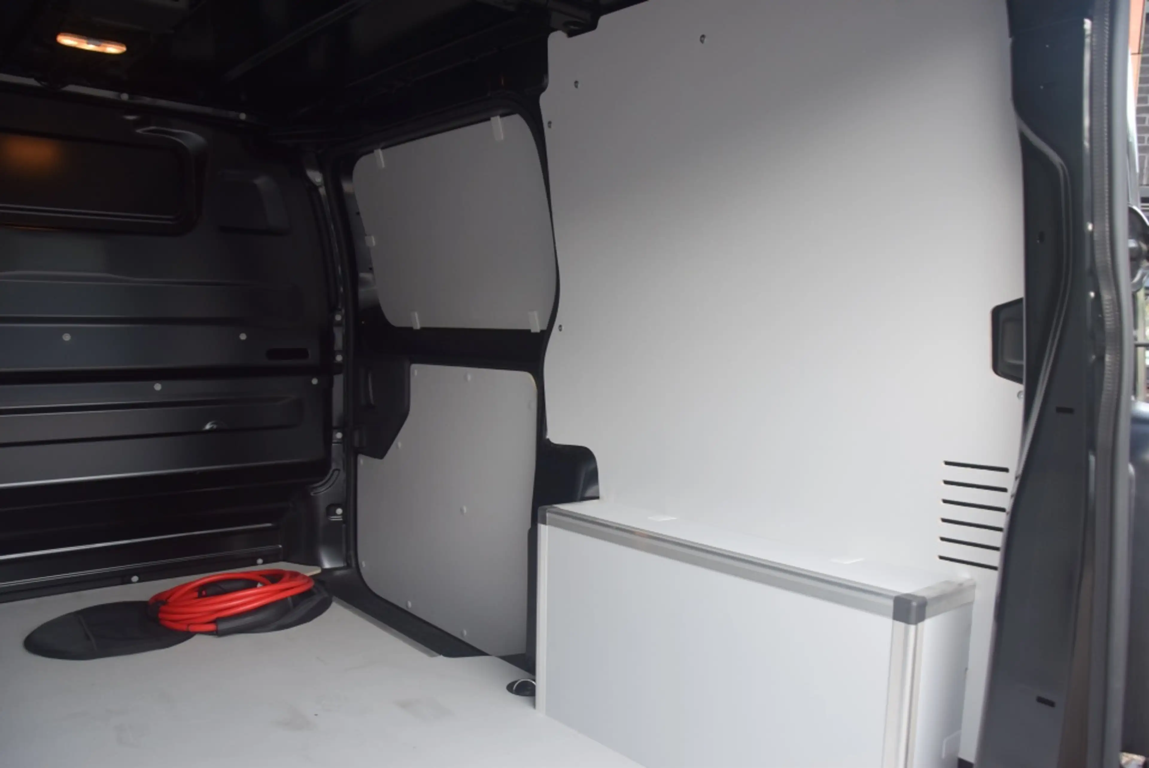 Opel Vivaro-e Electric L2 75kWh Facelift/Bank/PDC/Carplay — photo 14