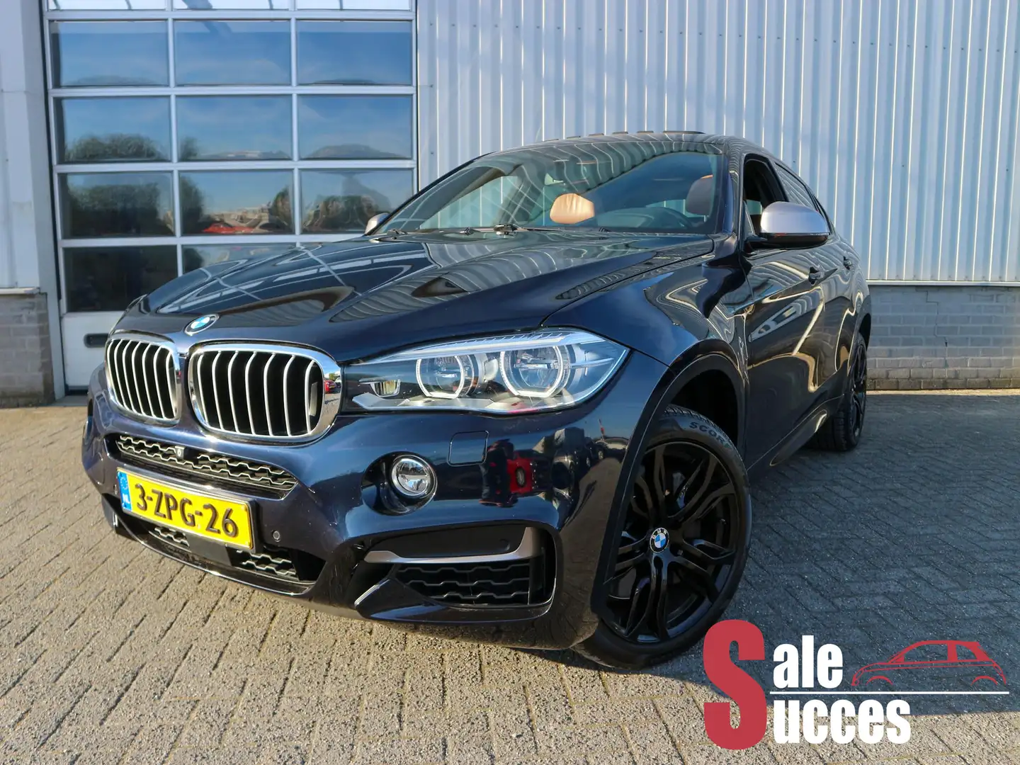 BMW X6 M50d Full Option | Dealer onderhouden Black - 1