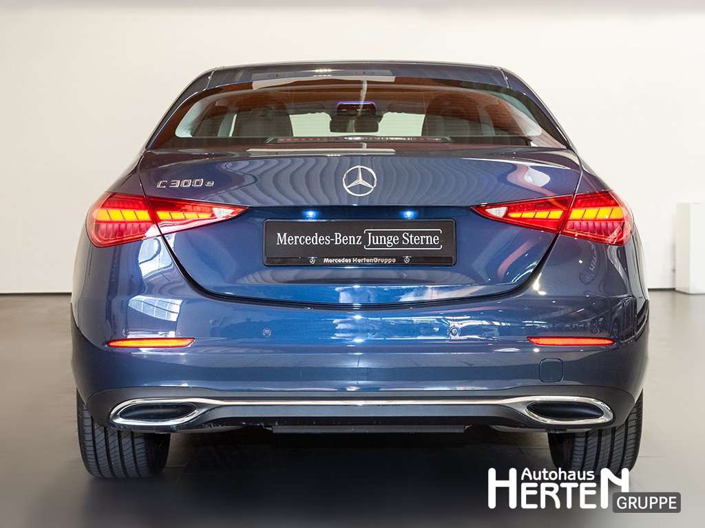Mercedes-Benz C 300