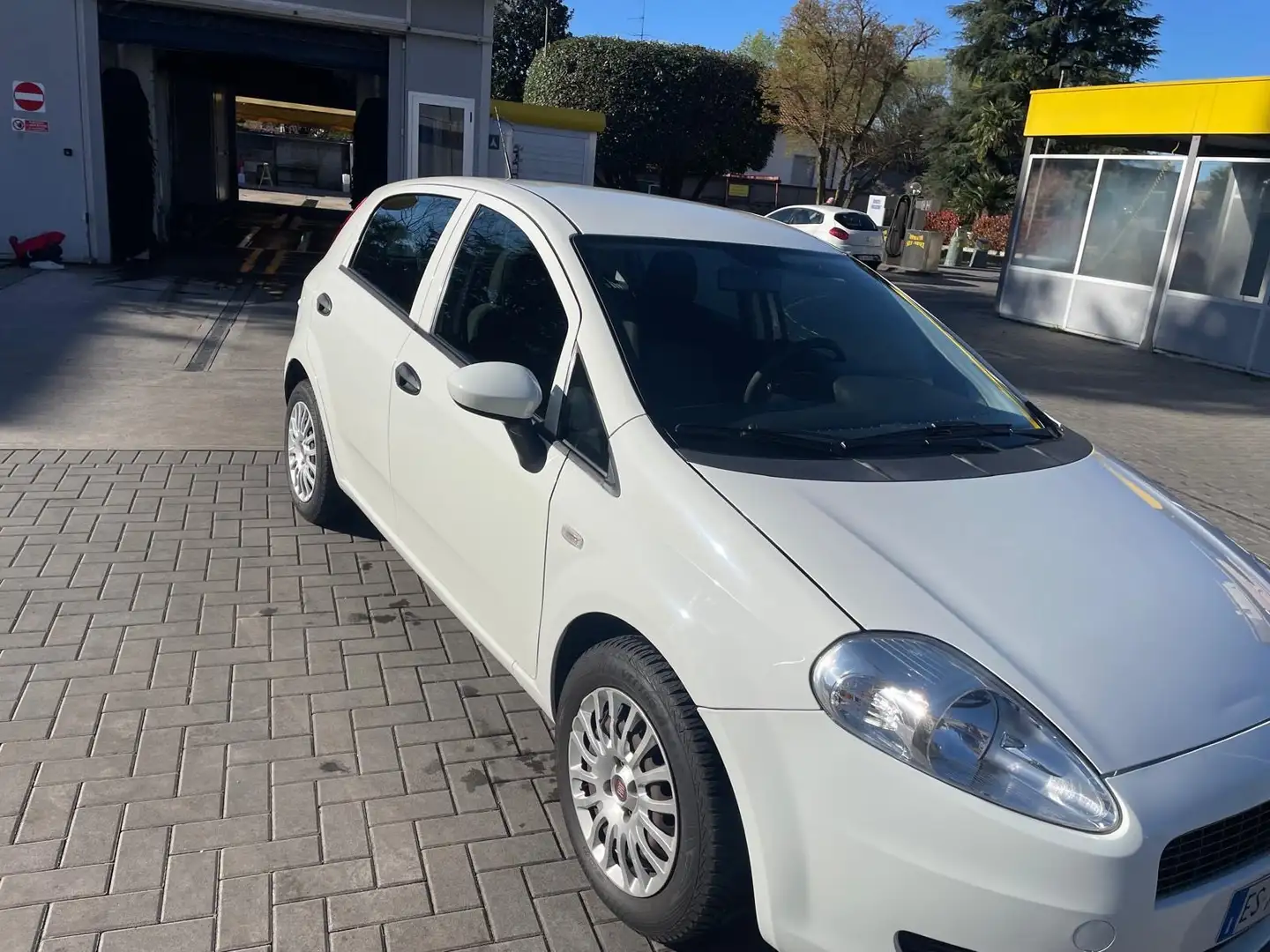 Fiat Grande Punto 1.4 Actual easypower Gpl 77cv 5p - 2