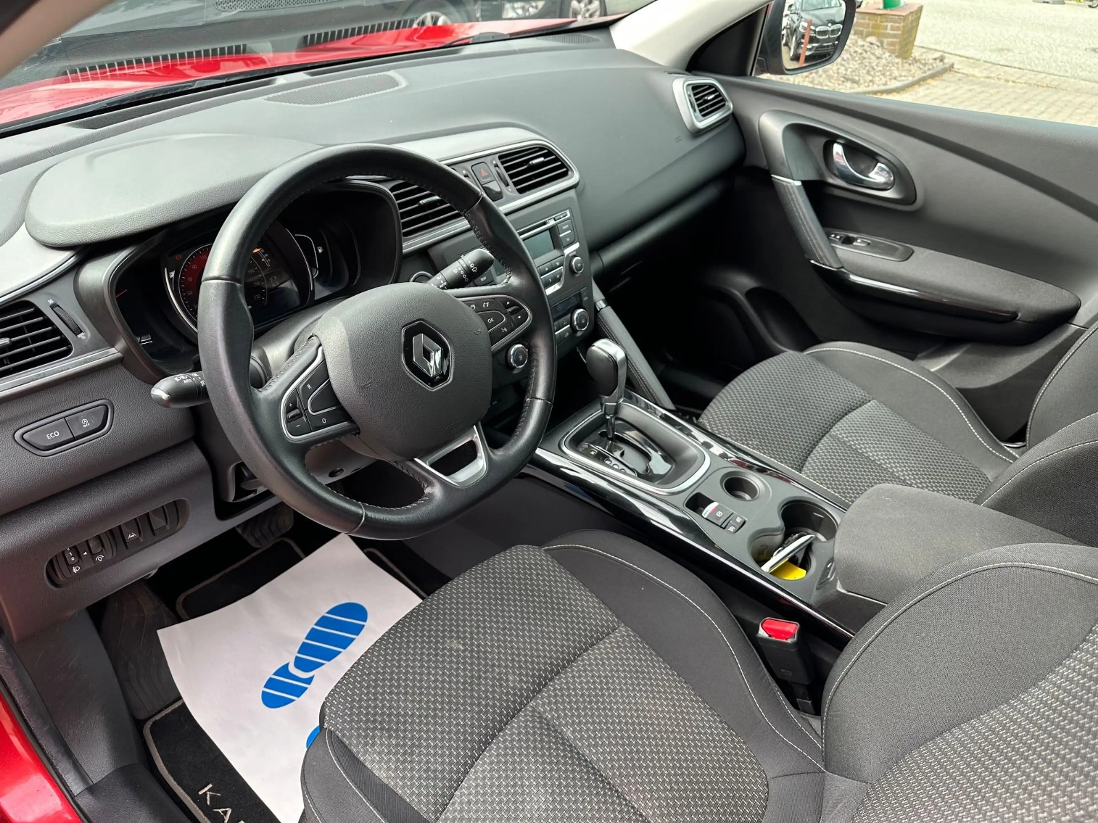 Renault Kadjar Experience/SHZ/AUT/2HD/PDC/TEMP — photo 9
