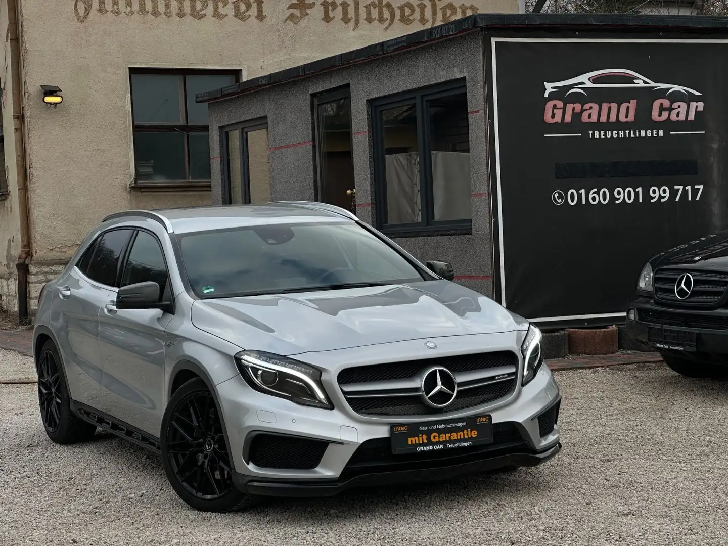 Mercedes-Benz GLA 45 AMG *Carbon*Garantie*Polar-Silber* Argent - 1