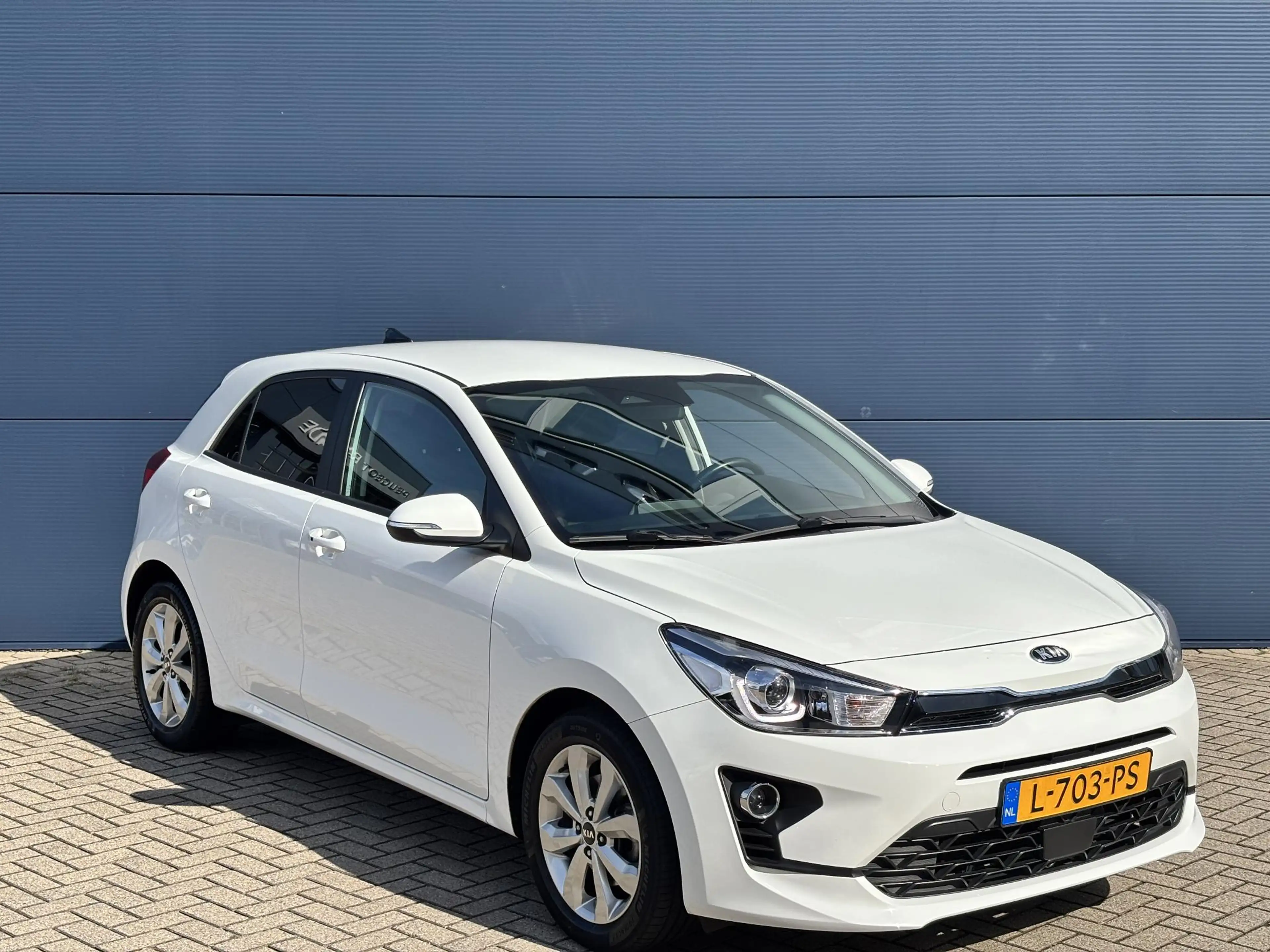 Kia Rio 1.0 T-GDi MHEV DynamicPlusLine | Navigatie | Parke — photo 5