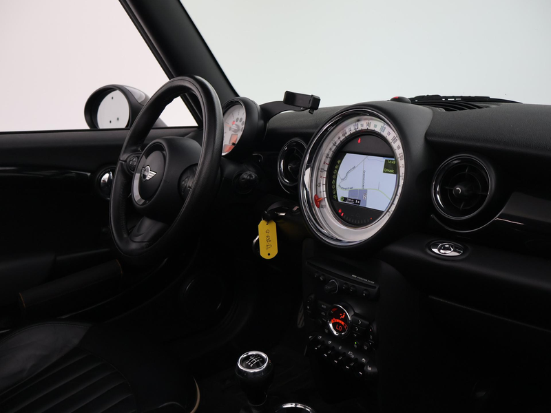 MINI Cabrio 2.0 SD 143 PK DIESEL CHILI + STOELVERW. | L — photo 4