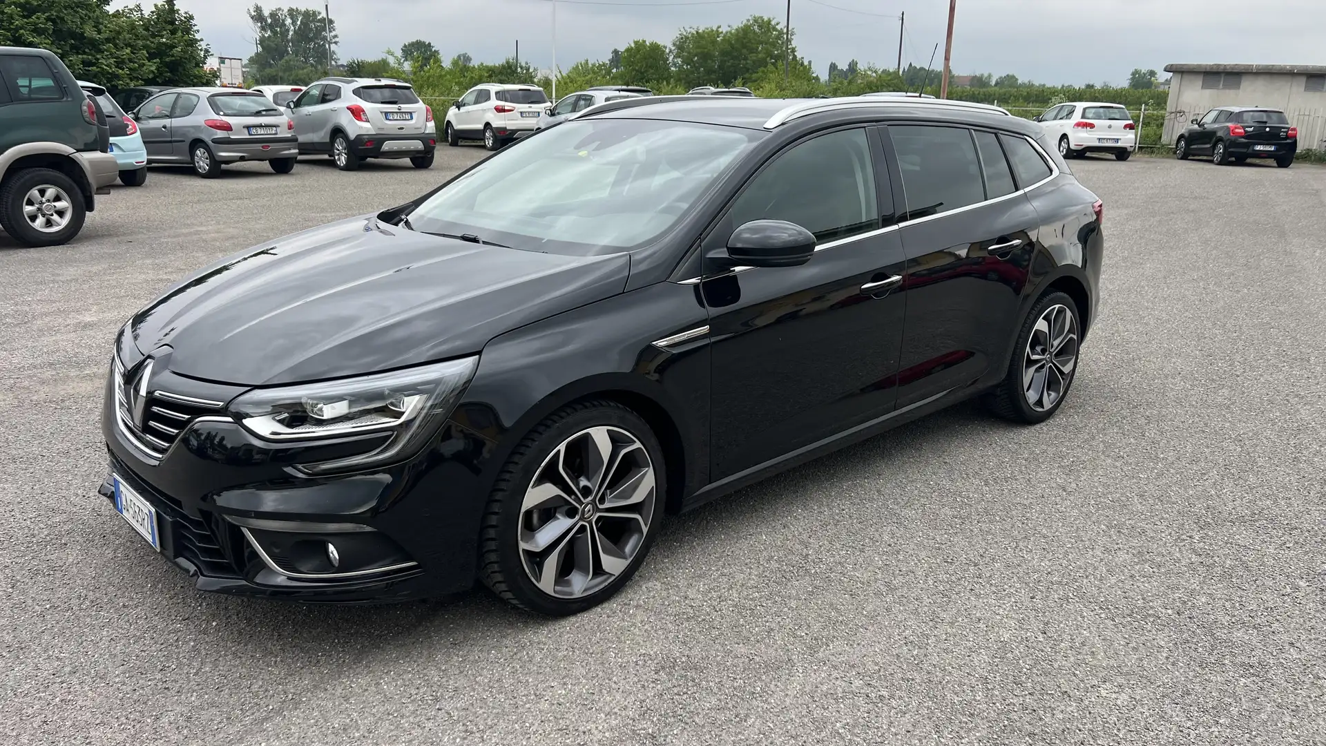 Renault Megane Sporter 1.3 tce Intens 140cv edc fap - 1