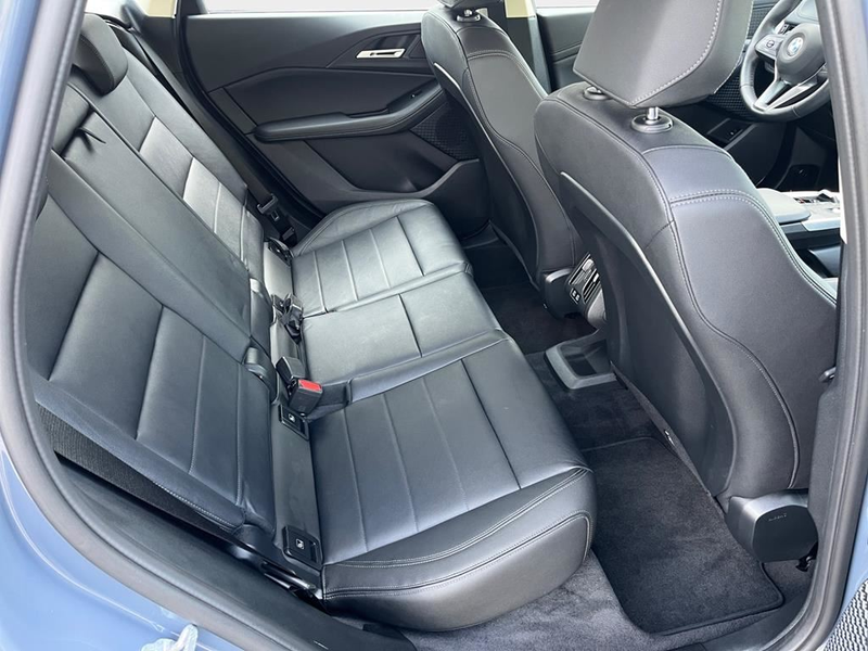 BMW 218 Luxury Line — photo 15