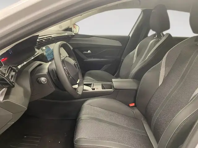 Peugeot 308 view 7