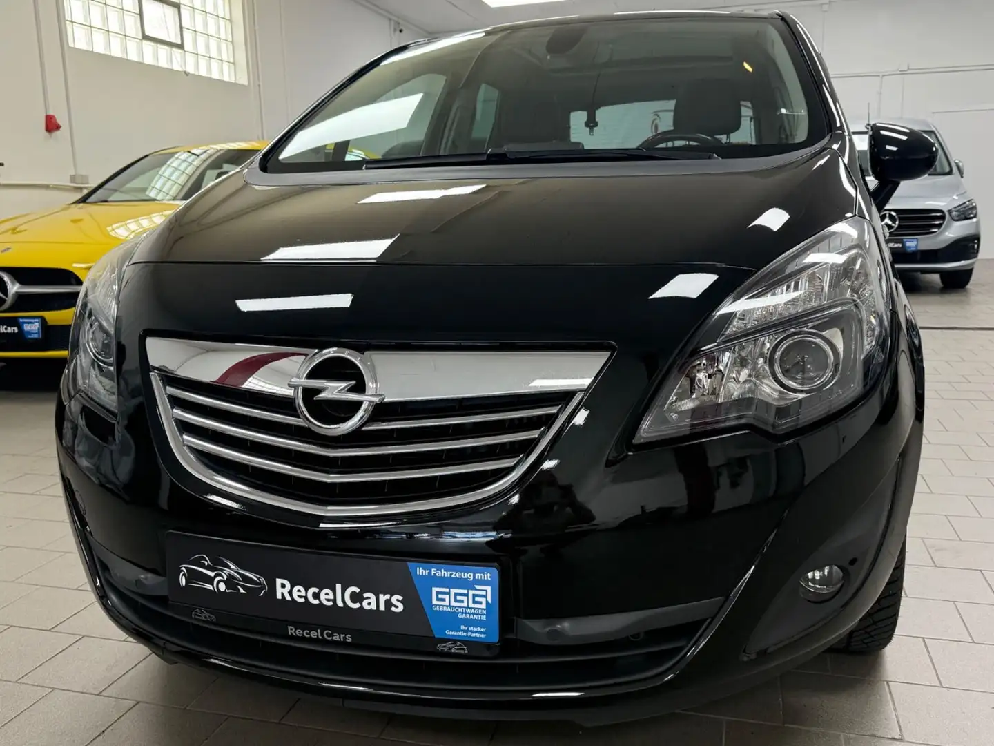 Opel Meriva B Innovation 1.4*PANO*LEDER*PDC*NAVI*AHK* Schwarz - 1