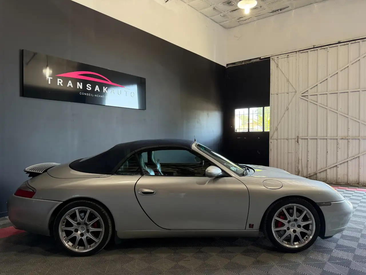 Porsche 911 Cabriolet Carrera, foto 6