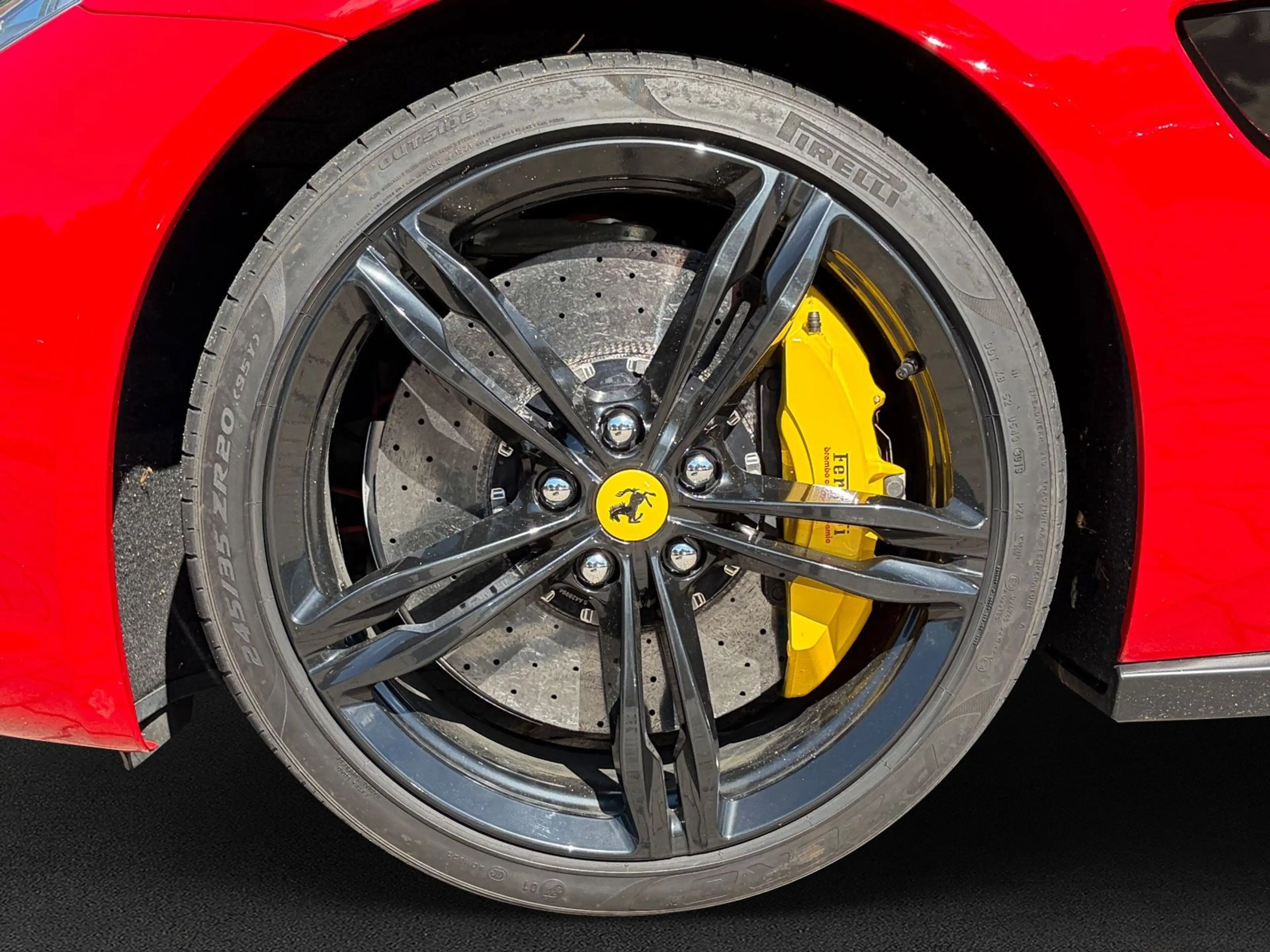 Ferrari GTC4 Lusso BRD, 1. Hand, Lift, Display, Hi-Fi — photo 6