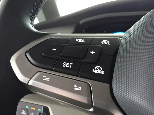 Volkswagen T7 Multivan VW T7 Multivan ÜH TDI Ansicht 11