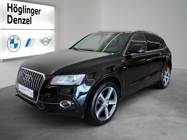 Audi Q5 view 2