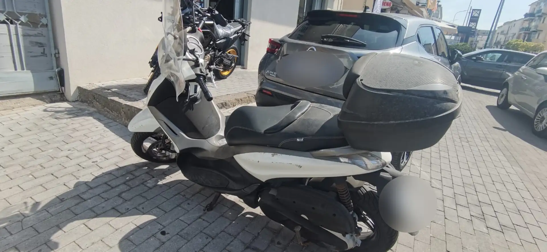 Piaggio Beverly 350 - 2