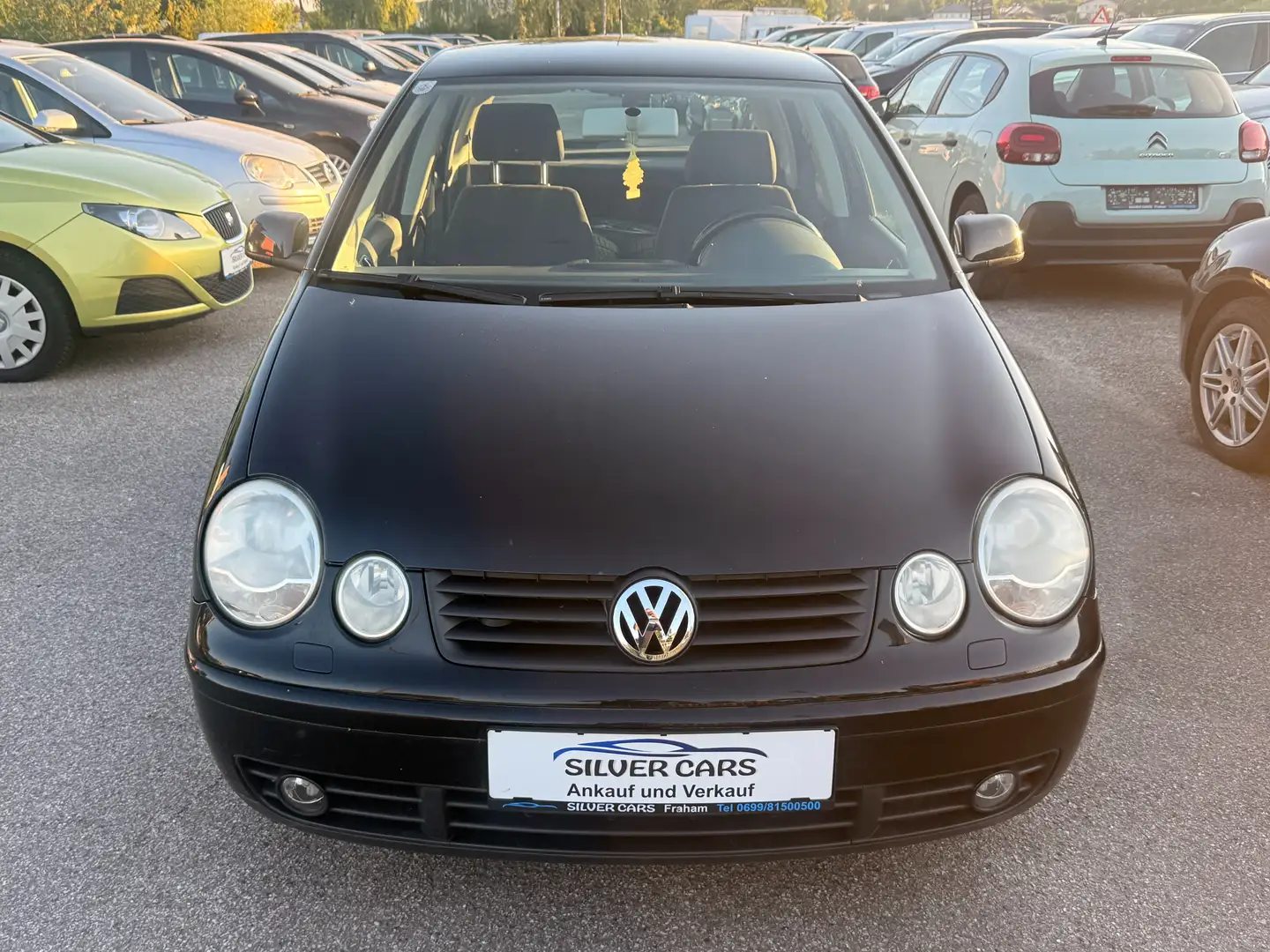Volkswagen Polo Schwarz - 2