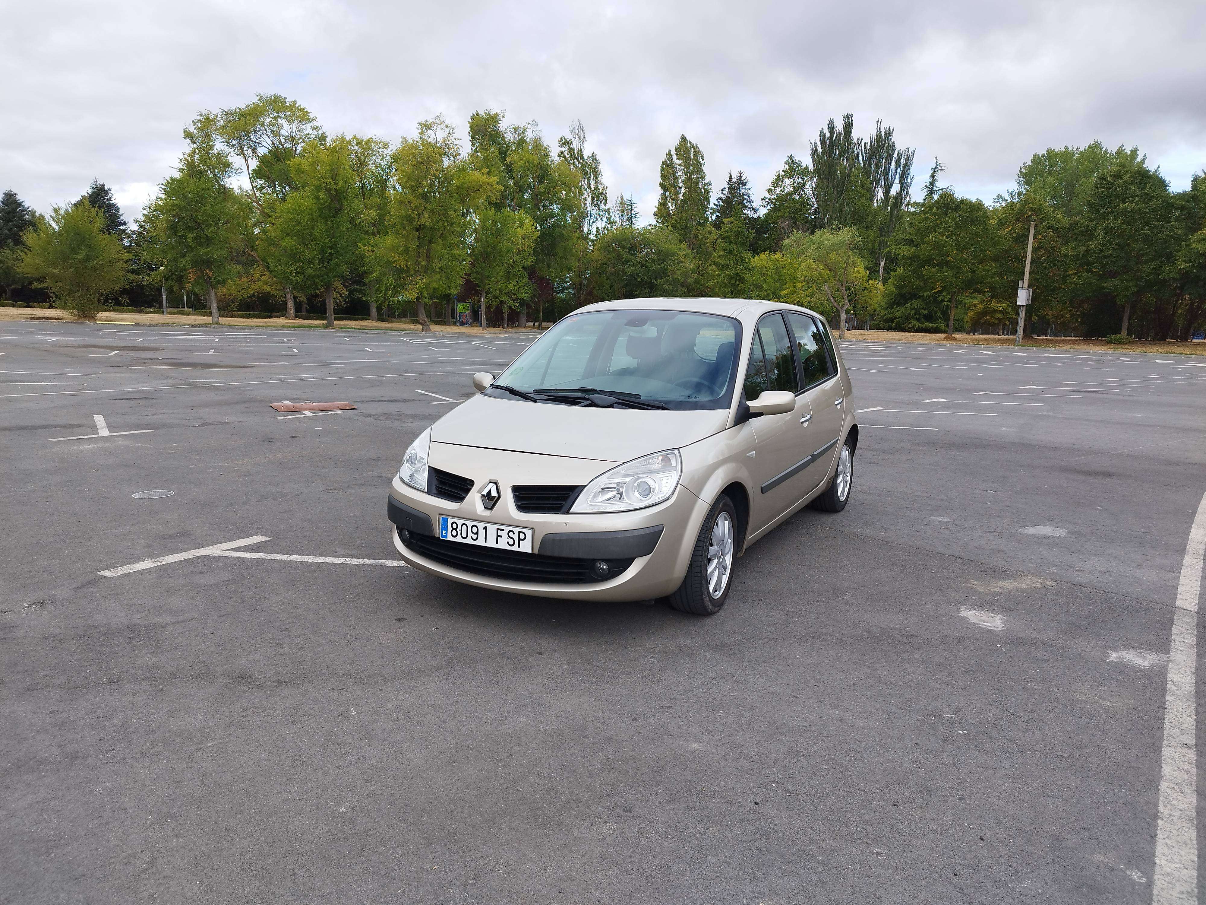 Renault Scenic Scénic 1.6 Dynamique Dynamique - foto 1