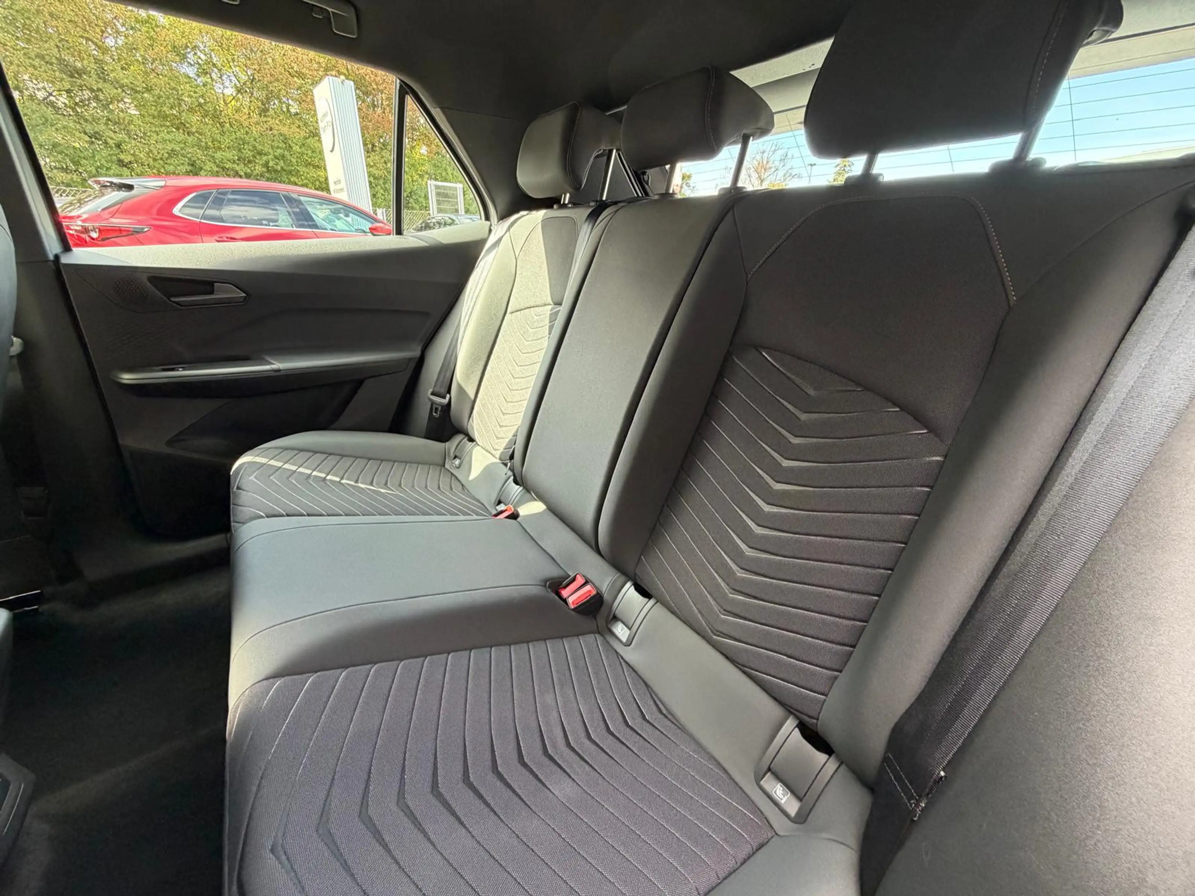 CUPRA Born 58 KWH >ALCANT+LED+TEMP+MFL+PDC+CARP+DAB+ — photo 11