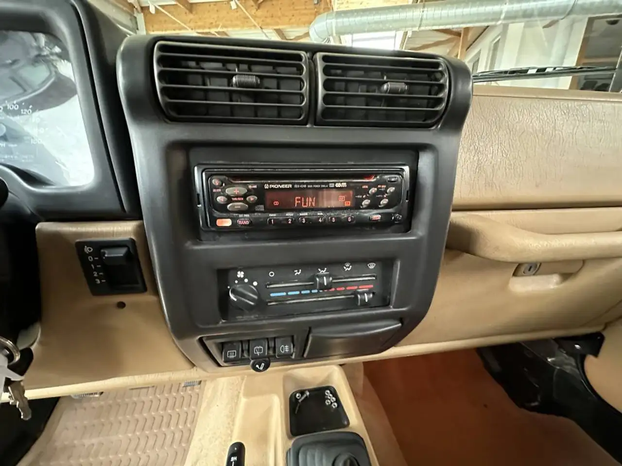 Jeep WRANGLER 2.5 ESSENCE 118, foto 8