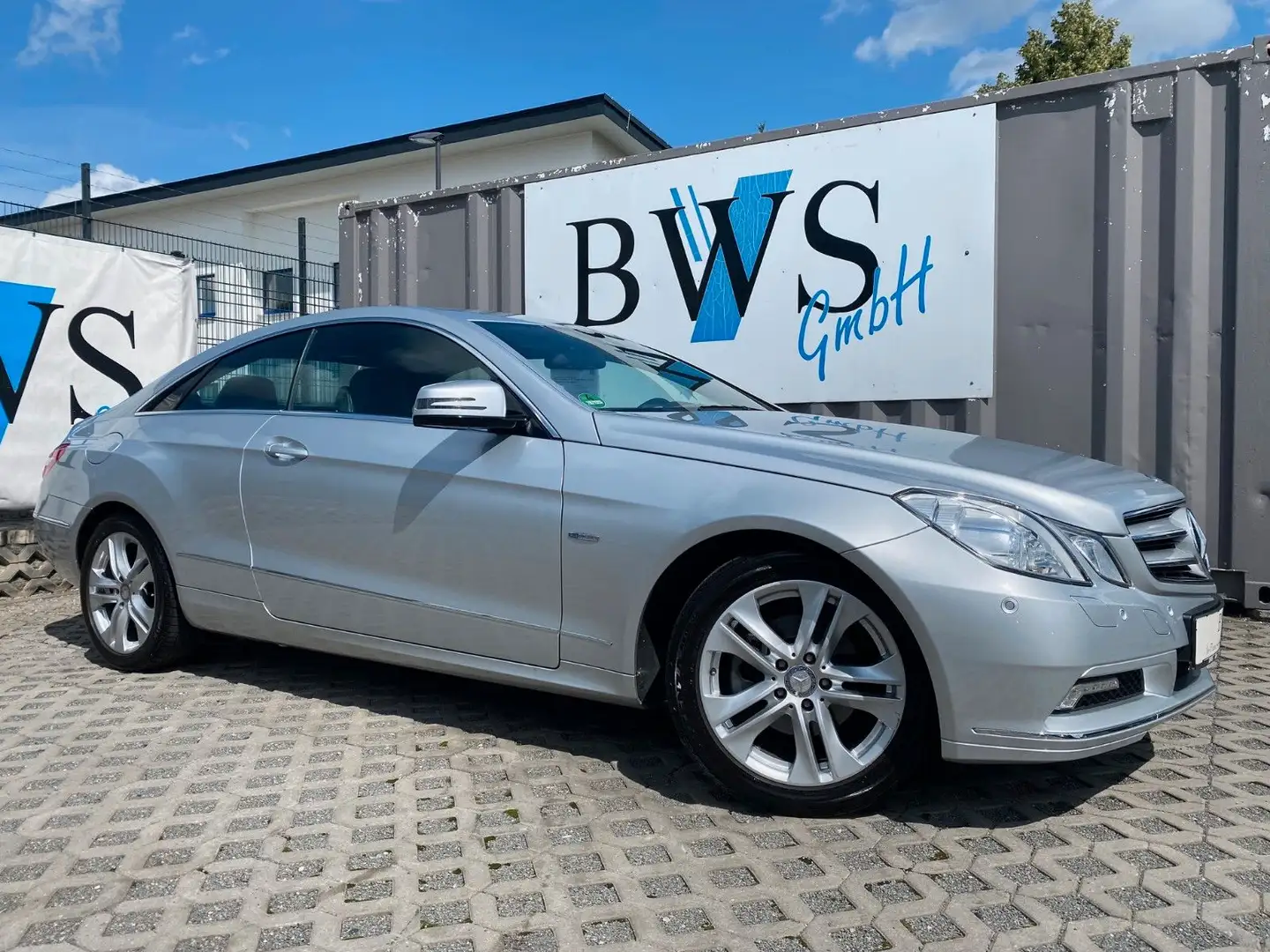 Mercedes-Benz E 200 Coupe BE/Xenon/Park/Tempo/SHZ*nur 49TKm !! Argent - 1
