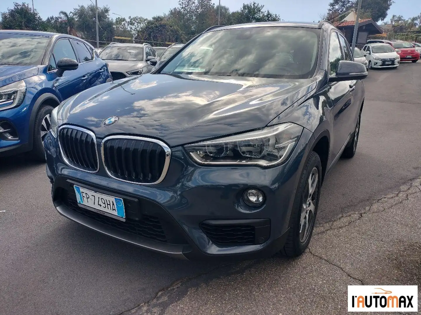 BMW X1 xdrive20d auto Grau - 1