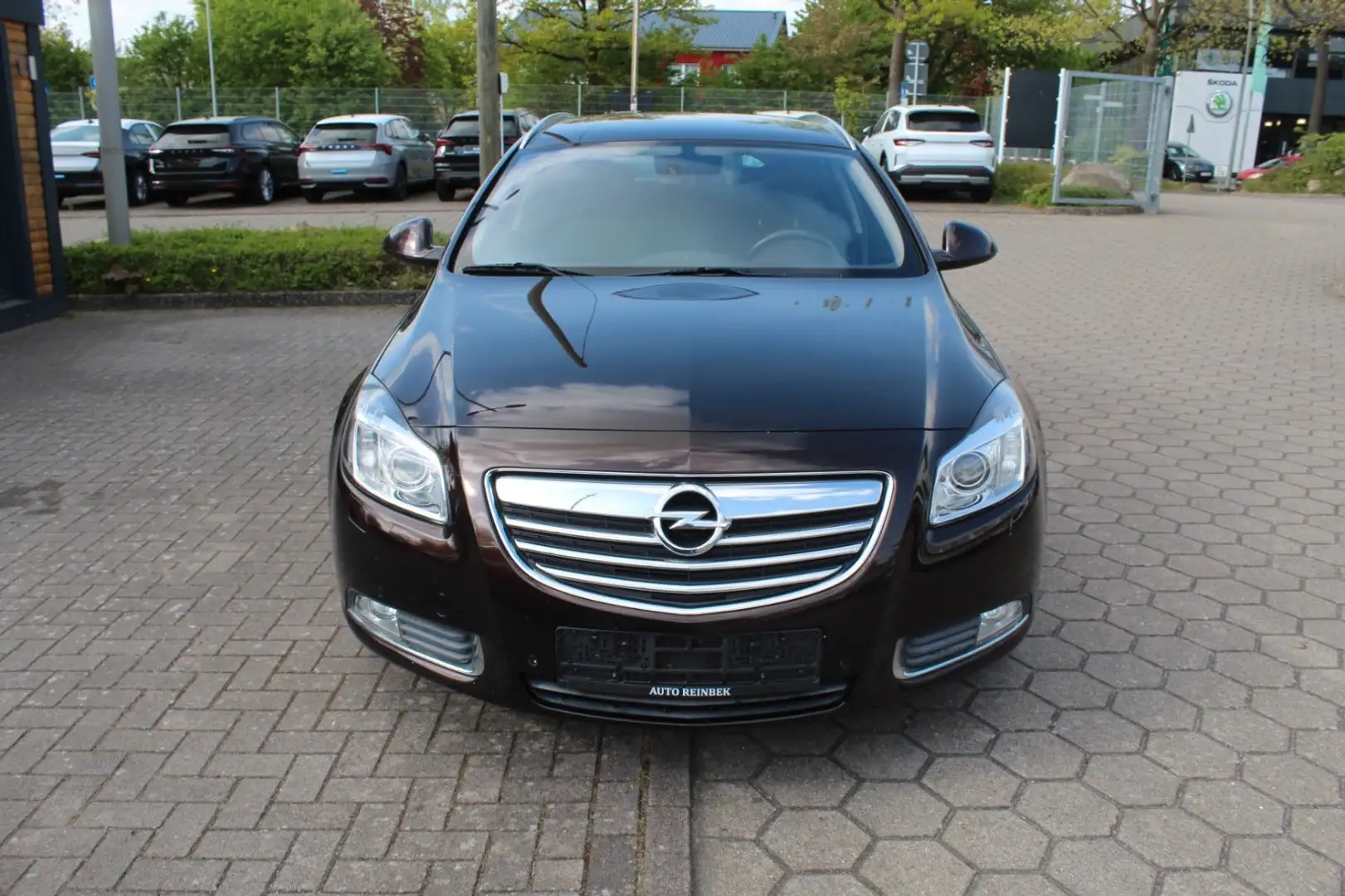 Opel Insignia Sports Tourer 2.0 CDTI Innovation Marrón - 2