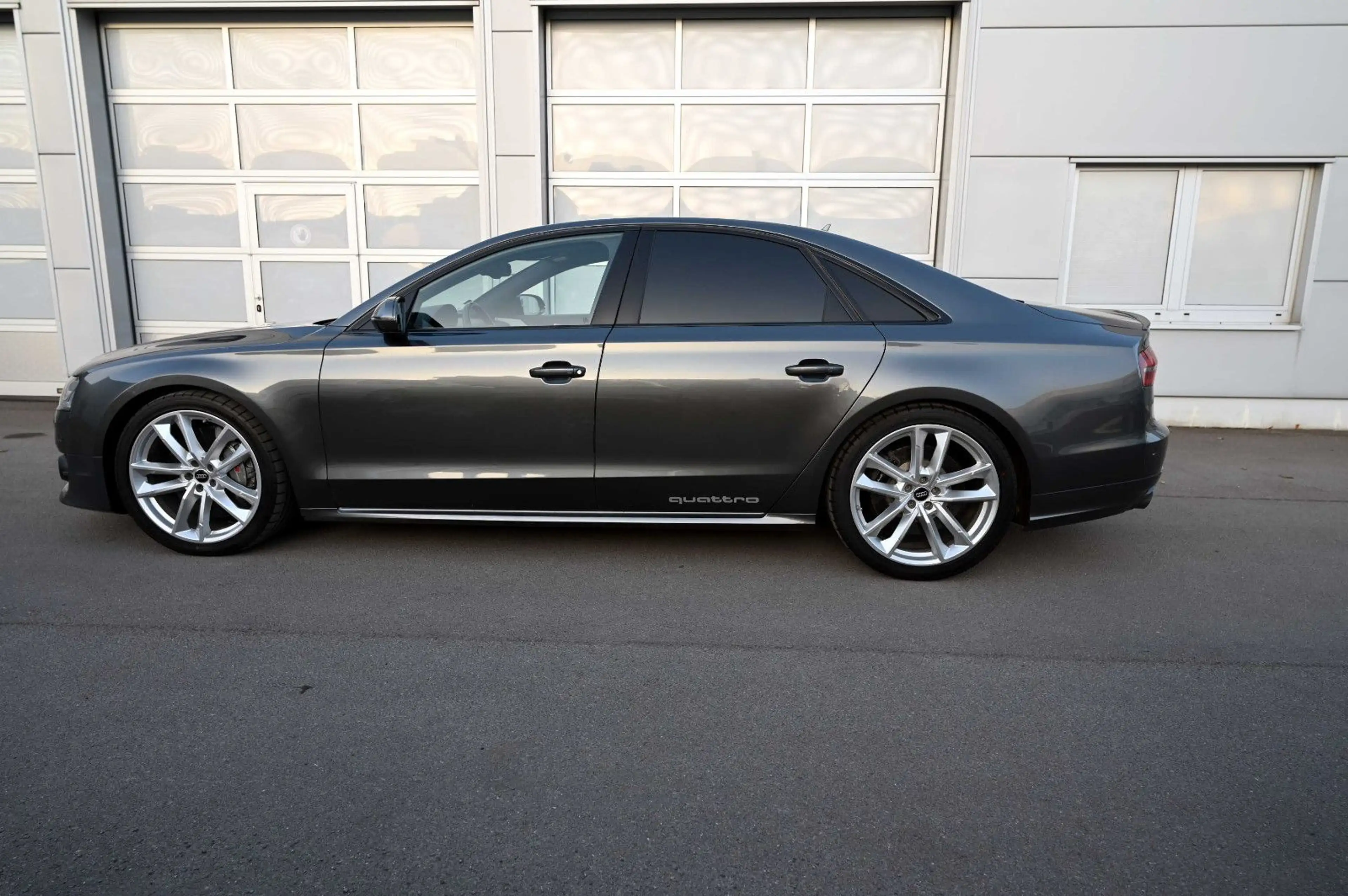 Audi S8 4.0 TFSI quattro plus  Nachtsicht Keramik Bos — photo 5