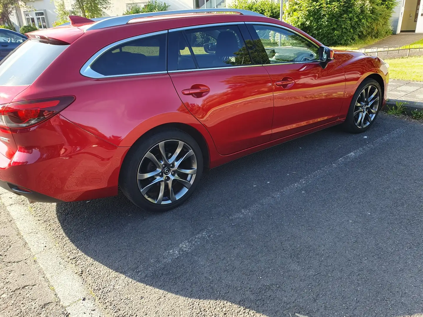 Mazda 6 Kombi SKYACTIV-G 192 Drive KIZOKU INTENSE Rot - 2