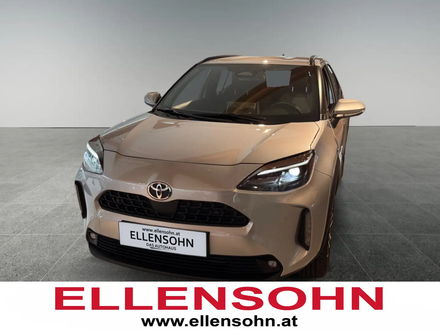 Toyota Yaris Cross 1,5 l 4x2 HY  Active Drive Silber - 1