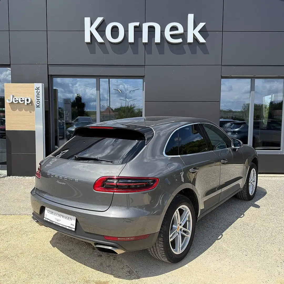 Porsche Macan Panoramaglasdach + Bose Soundsystem + Anhängvor... Grau - 2