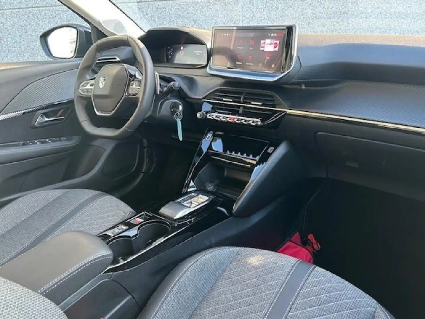 Peugeot 208 Allure Turbo automaat Noir - 2