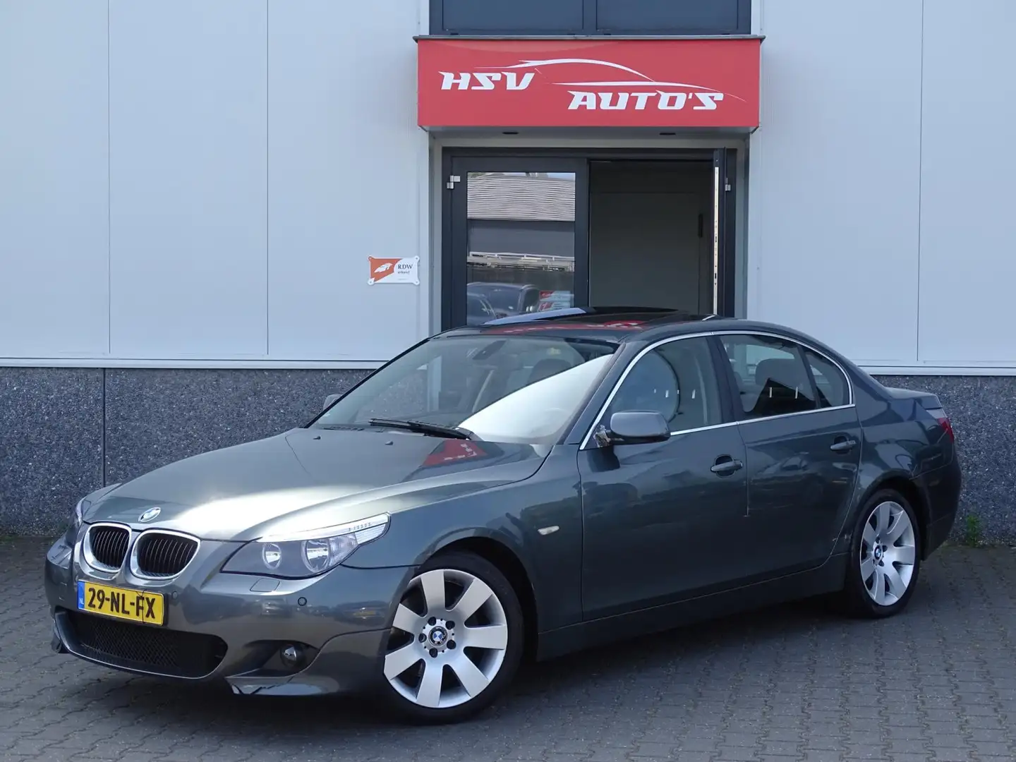 BMW 520 5-serie 520i Executive navi LEER org NL Szary - 1