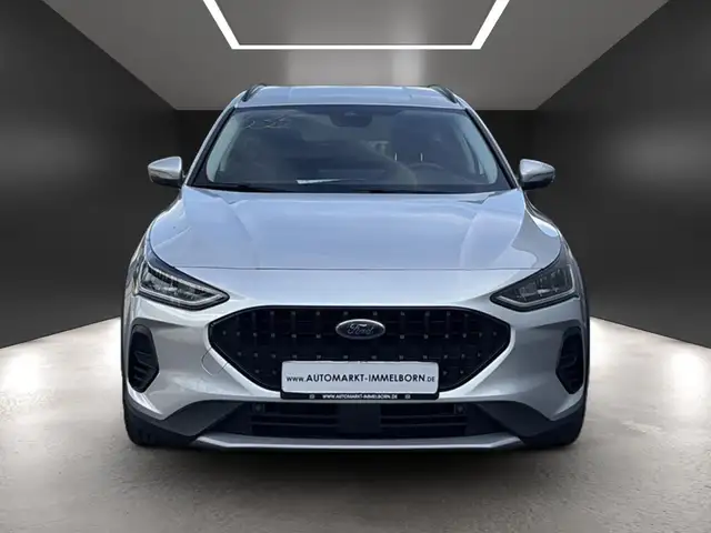Ford Focus view 9