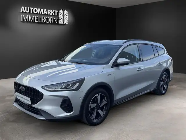 Ford Focus view 4