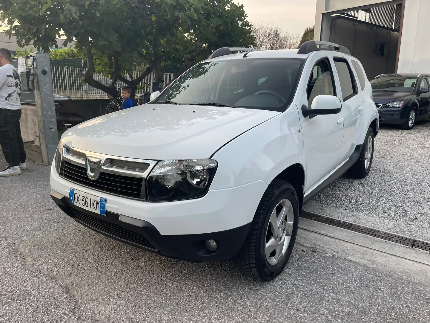 Dacia Duster Duster 1.6 Laureate Gpl 4x4 Bianco - 1