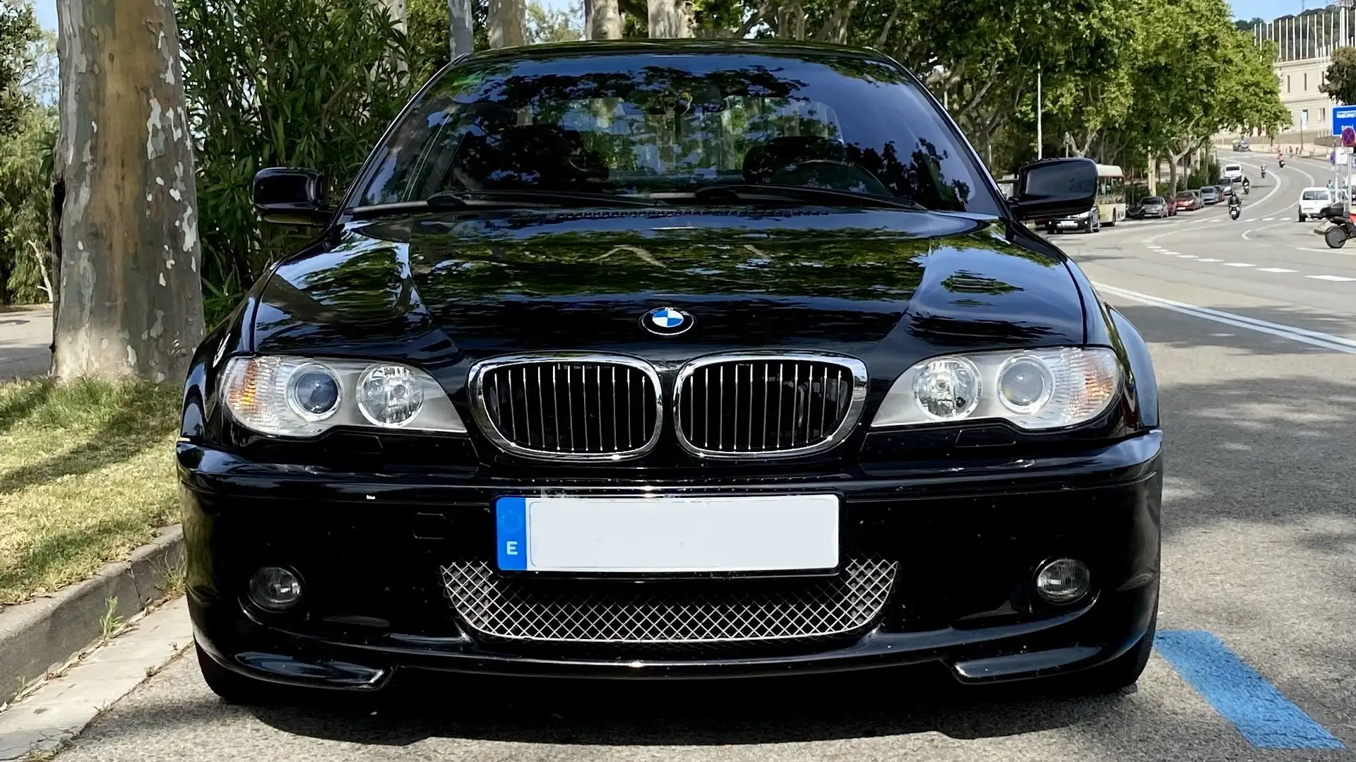 BMW 330 Ci - 1