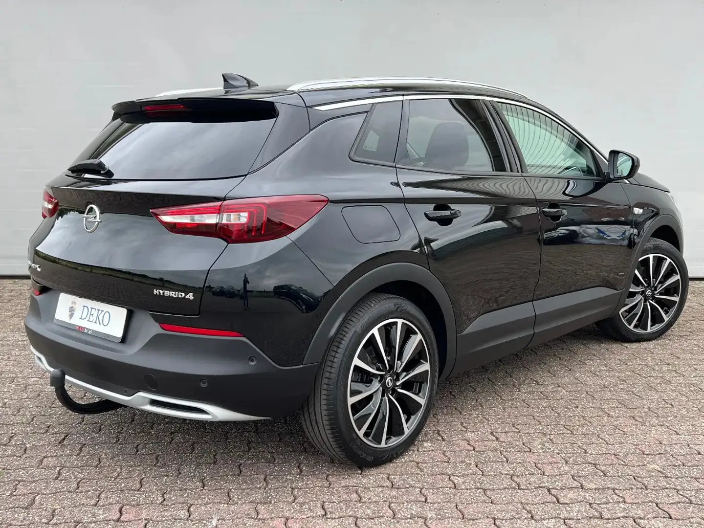 Opel Grandland X 1.6 Turbo PHEV | HYBRID4 | ULTIMATE | LEDER | Trek Zwart - 2